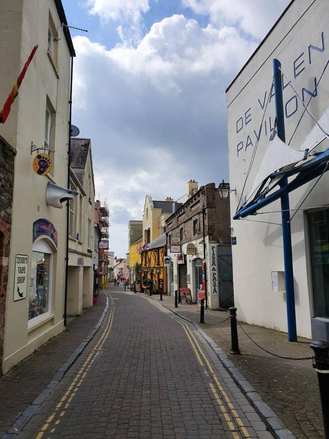 Stylish Flat In Central Tenby & Free Parking Εξωτερικό φωτογραφία