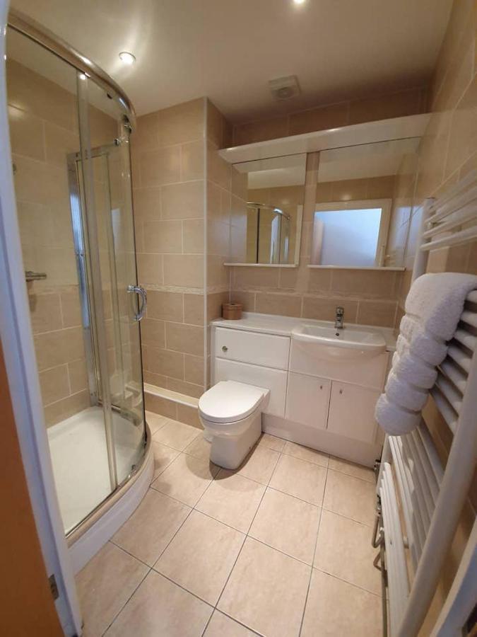 Stylish Flat In Central Tenby & Free Parking Εξωτερικό φωτογραφία
