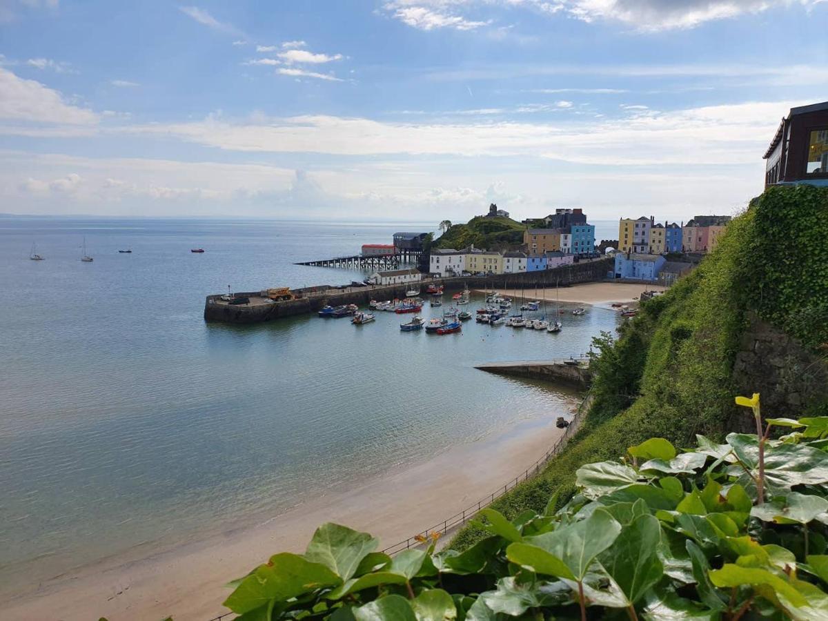 Stylish Flat In Central Tenby & Free Parking Εξωτερικό φωτογραφία