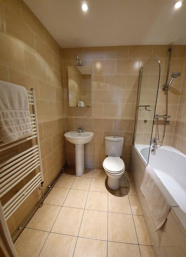 Stylish Flat In Central Tenby & Free Parking Εξωτερικό φωτογραφία